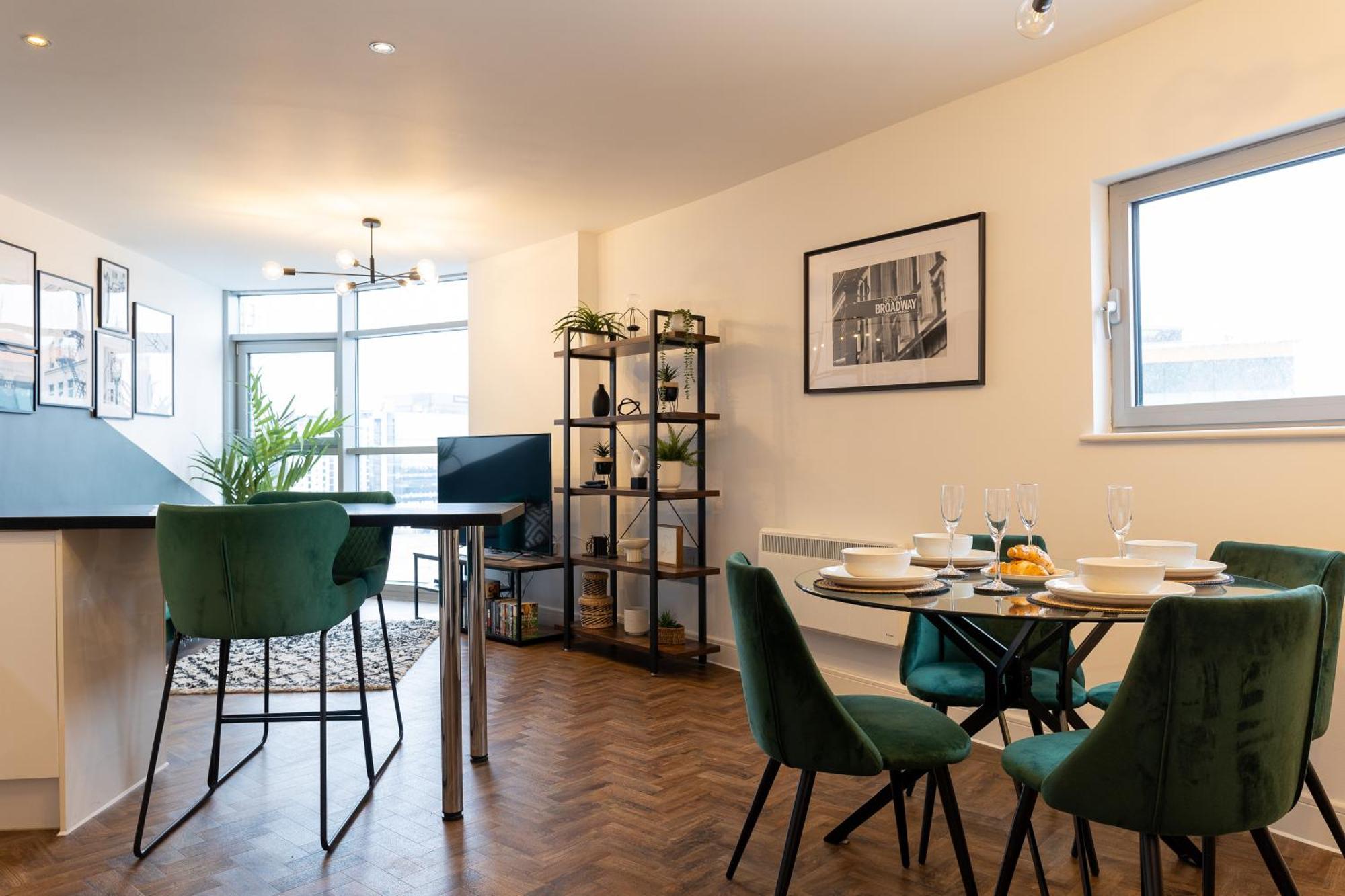 Trendy City Centre Apartment With Free Parking Cardiff Extérieur photo