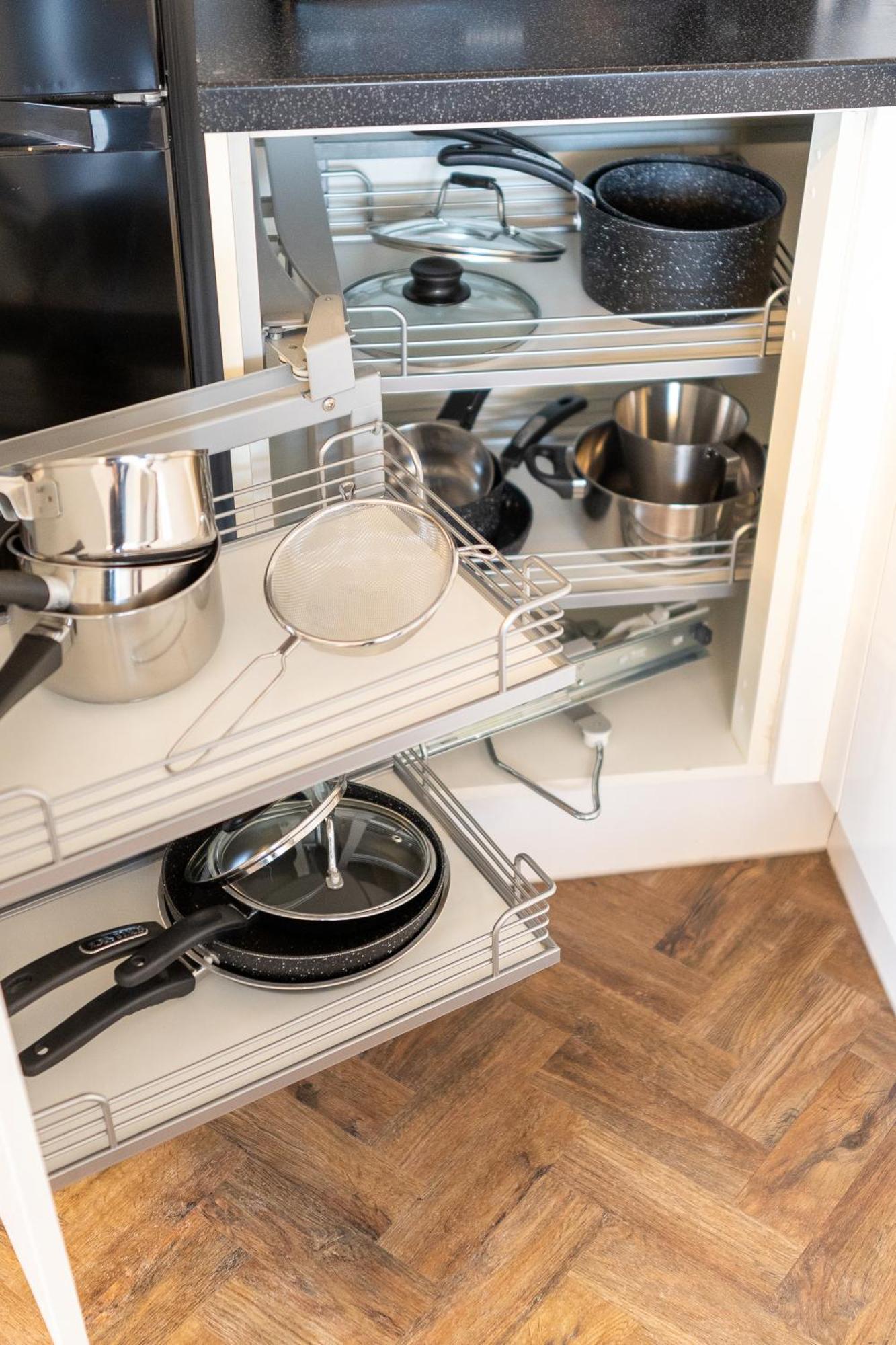 Trendy City Centre Apartment With Free Parking Cardiff Extérieur photo