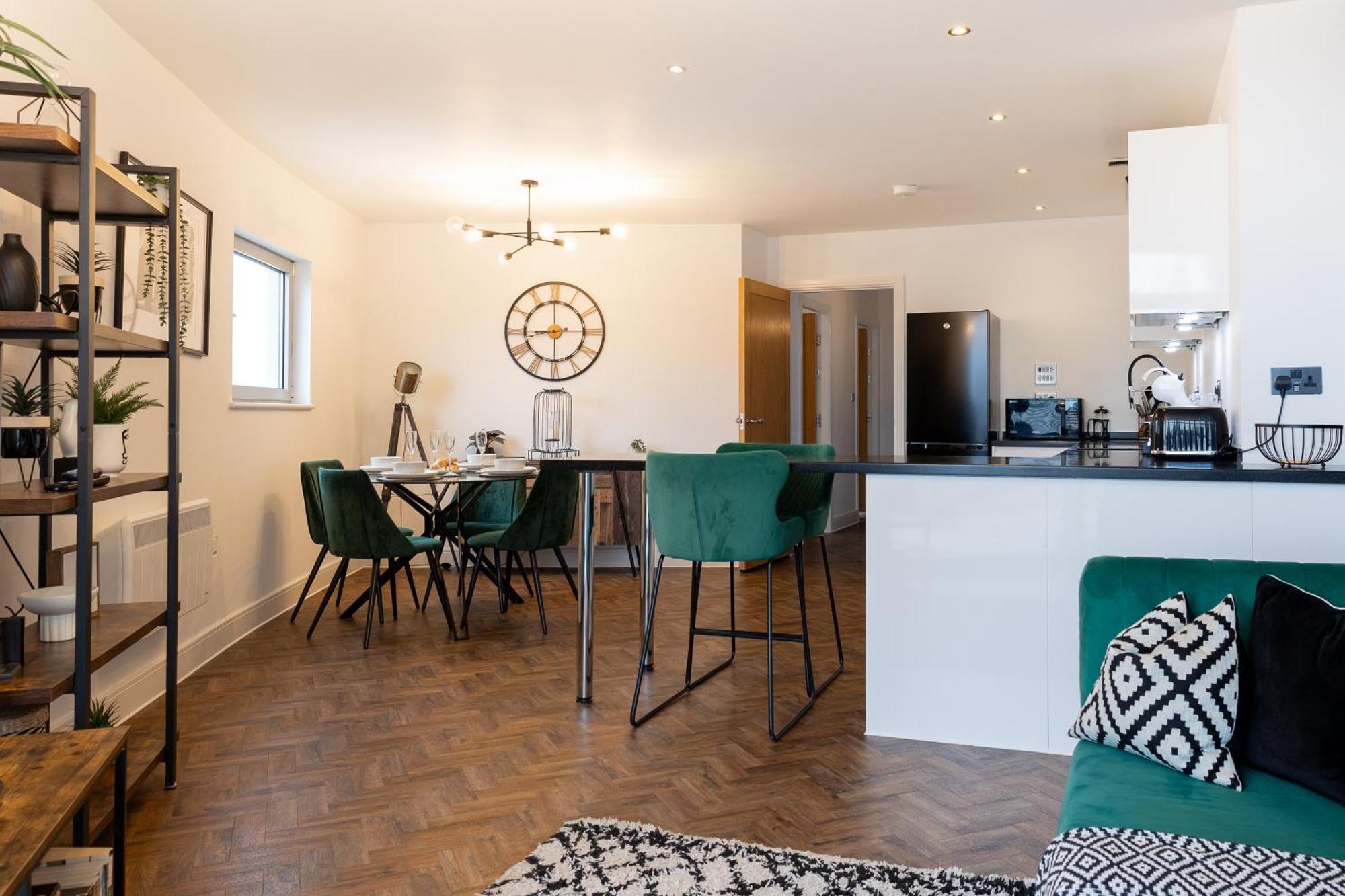 Trendy City Centre Apartment With Free Parking Cardiff Extérieur photo